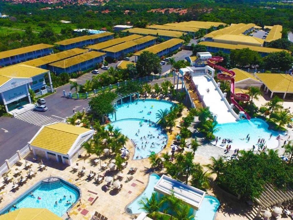 Lacqua Diroma Apartamento Completo Com Fogao, Geladeira, Micro-Ondas, Piscina 24H, Acomoda Ate 5 Pessoas Caldas Novas Exterior photo